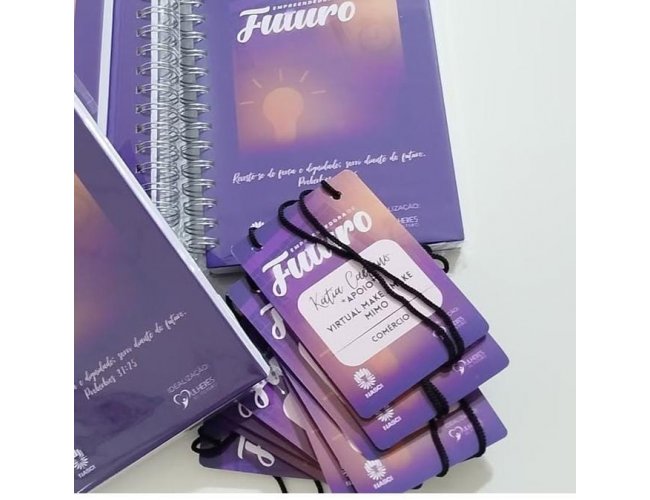 Crachá Plastificado